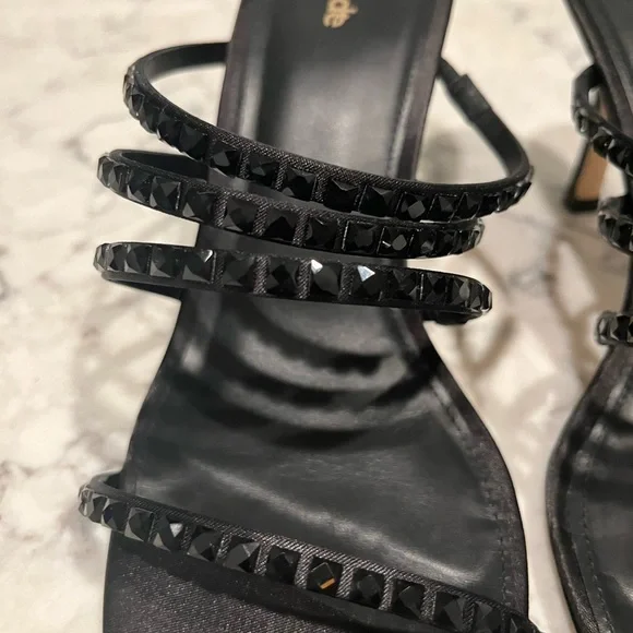 Larroude Women’s Black Strappy Beaded Heels size 9 worn once beautiful and sexy